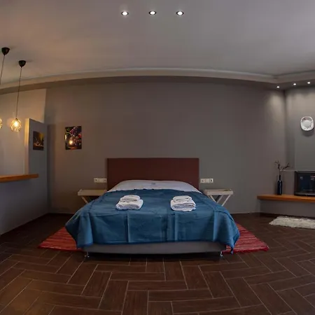 Atrium Vinea Brintziki Winery Apartment *